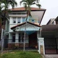 Dijual Rumah Graha Family Minimalis Strategis