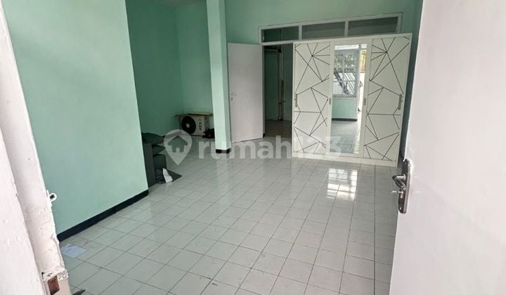 Disewakan Rumah Griya Babatan Mukti Strategis Siap Huni