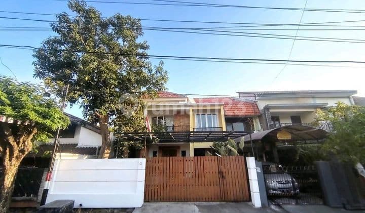 Dijual Rumah Darmo Permai Selatan Cantik Minimalis Strategis Siap Huni