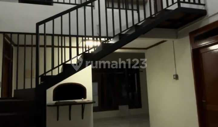 Dijual Rumah Citraland Strategis Siap Huni