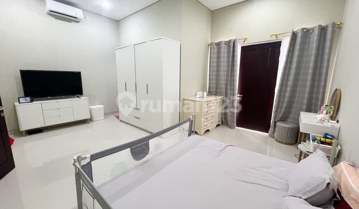 Dijual Rumah Villa Vallencia Pakuwon Indah Minimalis Strategis
