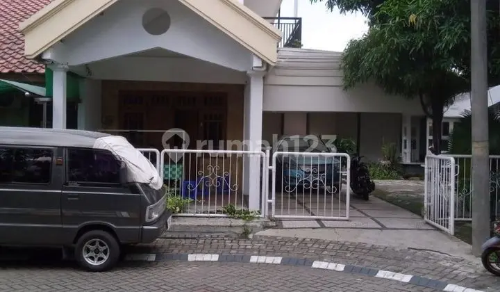 Dijual Rumah Babatan Pratama Wiyung Minimalis Strategis Siap Huni