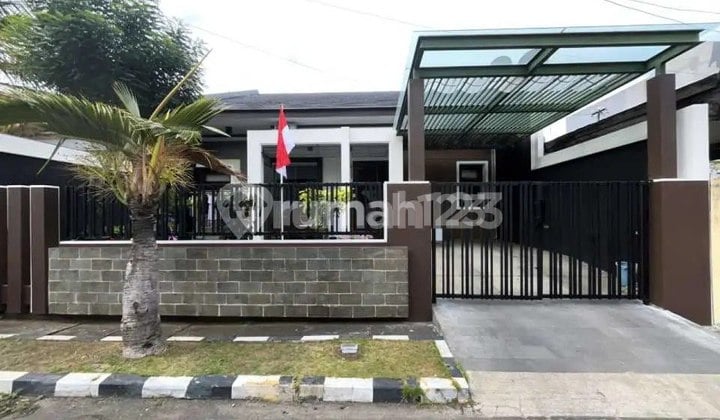 For Sale, Well-Maintained Darmo Permai Timur House, Strategically Located, Ready to Occupy.