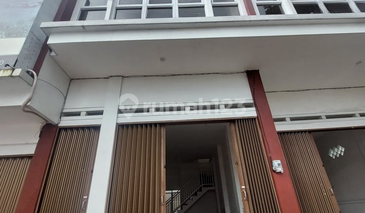 Ruko Bagus 3 Lantai Siap Pakai Di Merak Sidomukti Salatiga
