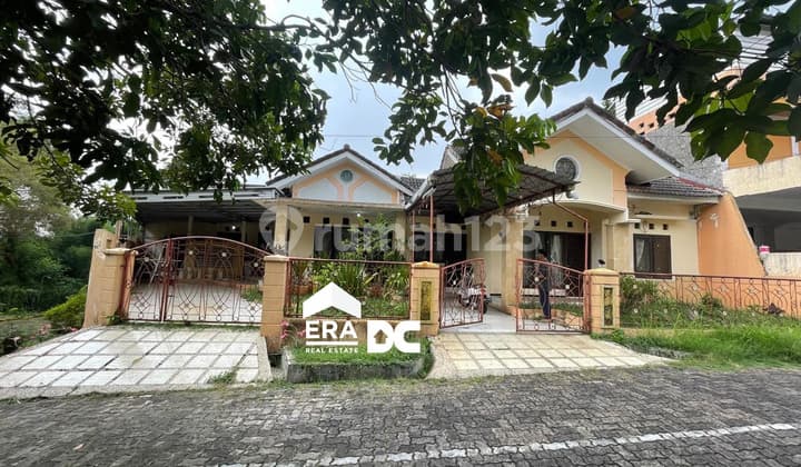 Rumah Cocok Untuk Kost 10 Menit Ke Undip Sawunggaling Banyumanik