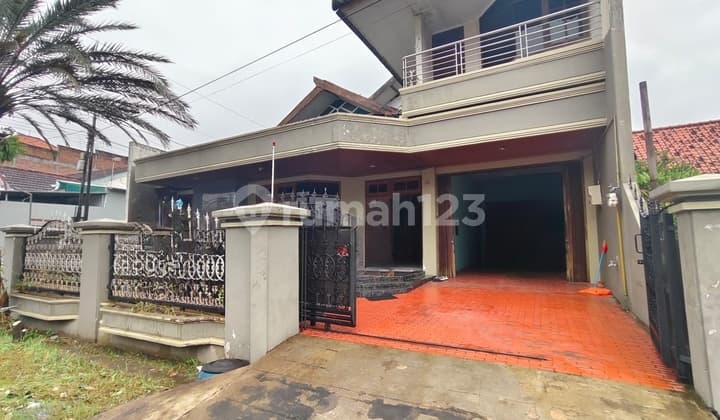 Rumah Siap Huni Tengah Kota 7 Kamar Tidur Di Semarang Barat