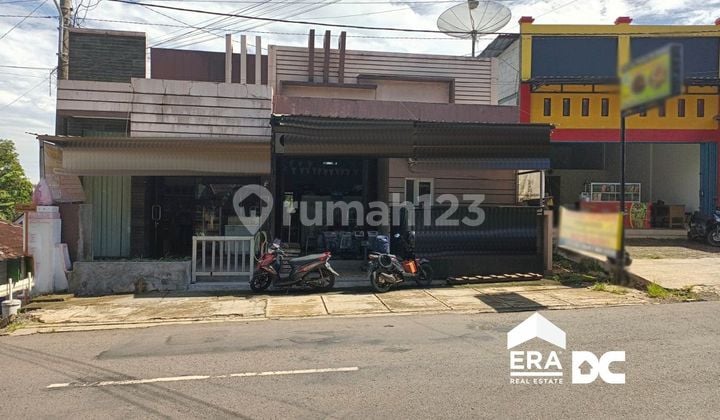 Rumah Ada Toko di Jalan Imam Bonjol Limpung Batang