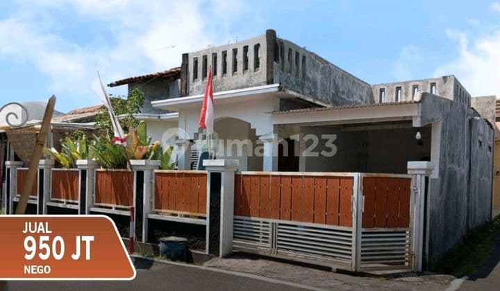 Rumah Bebas Banjir Di Perumnas Bukit Sendangmulyo Semarang