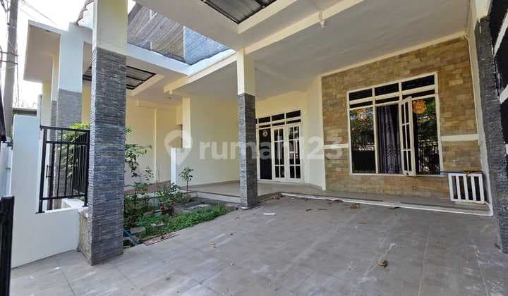 Rumah Siap Huni Dekat Bandara di Puri Anjasmoro Semarang Barat