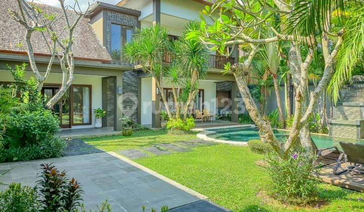 Villa Mewah 3 Kamar di Dekat Atlas Finns Beach Canggu Bali