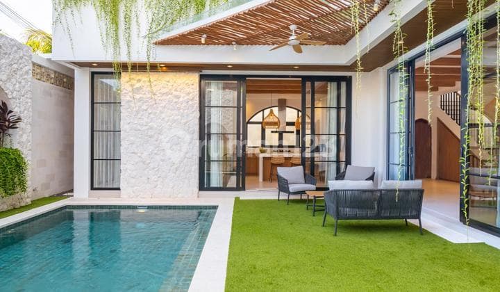 Villa 3 Kt Hanya 10 Menit ke Pantai Batu Belig Kerobokan Bali