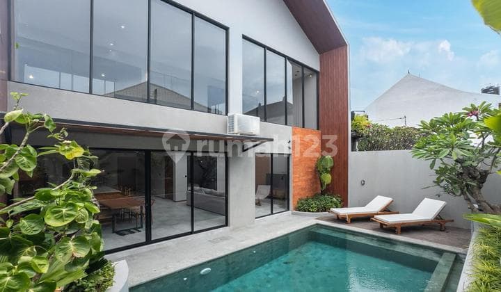 Villa Modern Tropis 3 KT Furnish Dekat Pantai Sanur Bali