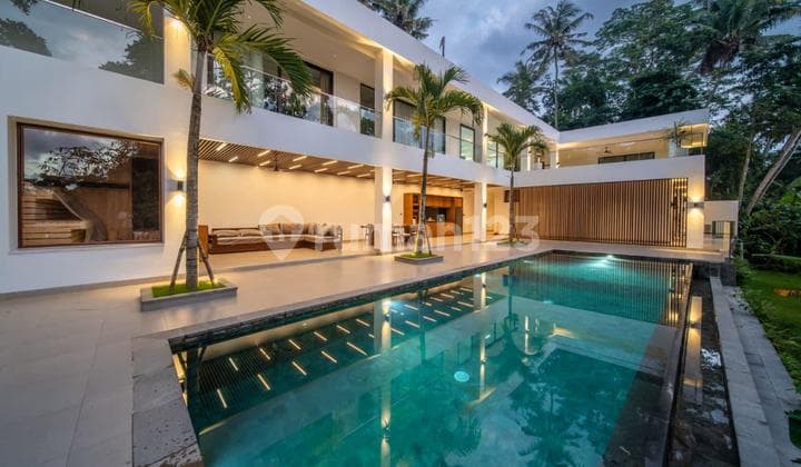 Villa Mewah Leasehold 4 KT di Tengah Hutan Tropis Ubud Bali