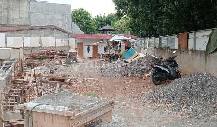 Land Ready to Build 5 Floors in South Jakarta For Quick Sale Only