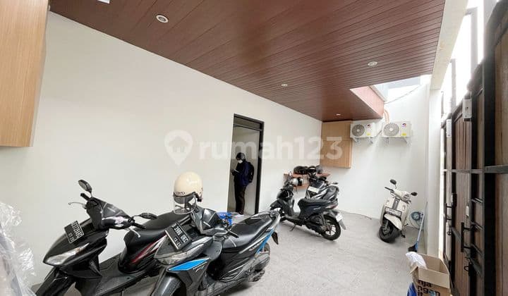 Rumah Kost Baru Jakarta Pusat Dijual Cepat Aja!