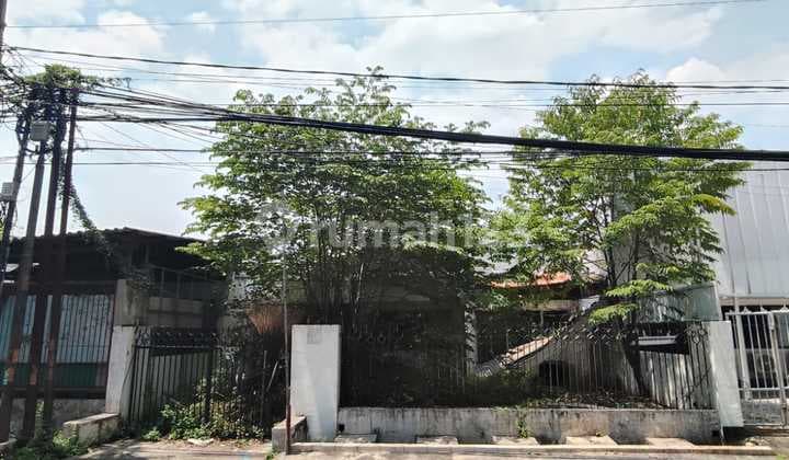 Rumah Hitung Tanah 0 Jalan Raya Sukomanunggal, untuk Kantor, Cafe
