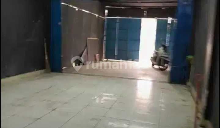 Ruko Siap Pakai Strategis di Aria Putra Ciputat