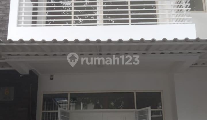 Rumah Bagus Siap Huni Di Perumahan Golf Lake Cengkareng