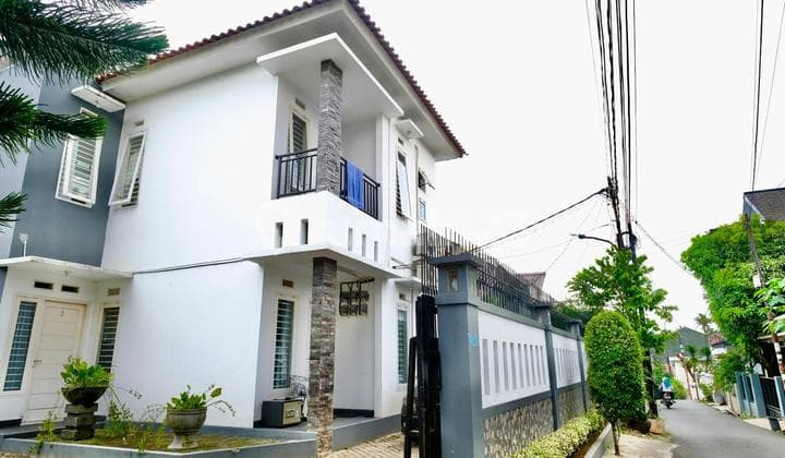 Ready-to-Occupy Boarding House in Veteran Bintaro -glh