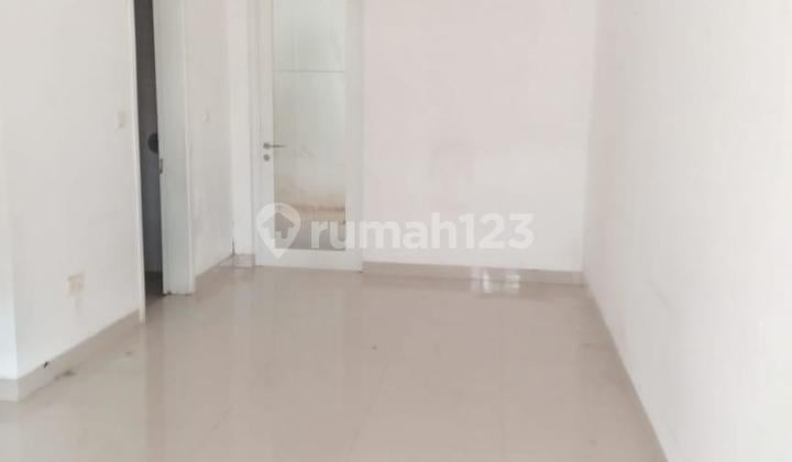 Rumah Minimalis di Dalam Cluster Tropical Garden, Galaxy