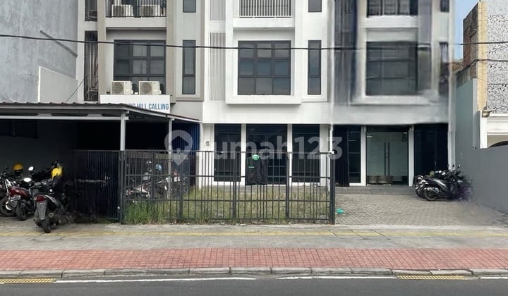Ruko Siap Pakai, 3.5lantai Di Tebet Jakarta Selatan