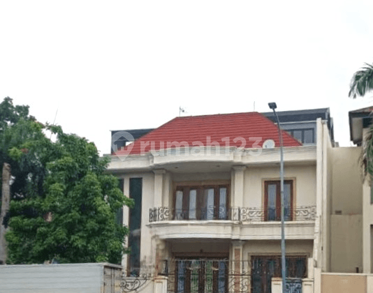 Rumah 2lt 21x26 546m Cluster Pinisi Permai PIK 1 Pantai Indah Kapuk