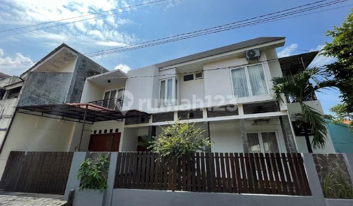 Rumah Dijual Jogja Furnished SHM Dekat Upn dan Stie Ykpn Seturan