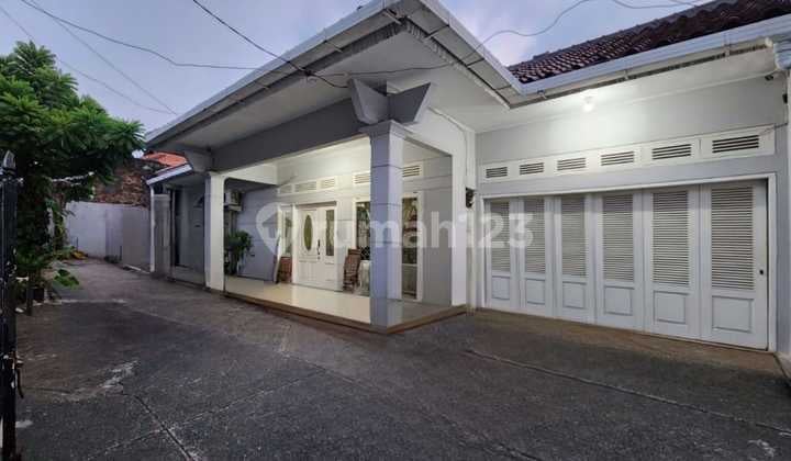 Di Jual Rumah Siap Huni Di Mampang Prapatan Jakarta Selatan