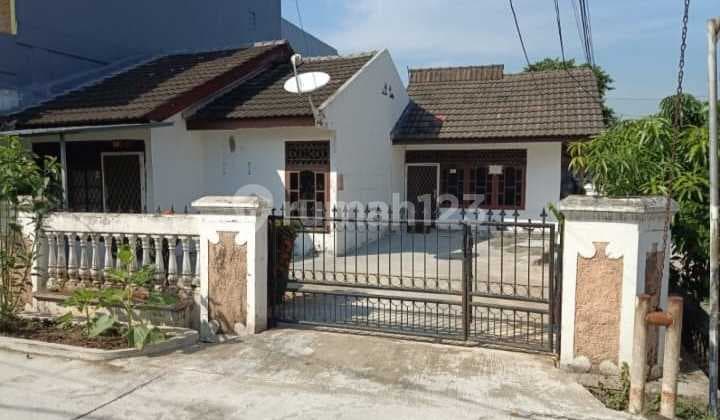 Rumah Hook Murah Kota Harapan Indah Bekasi Cakung SHM