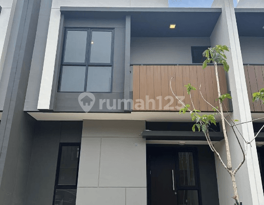 Rumah Baru SCG Cluster Regia Summarecon Crown Gading Furnished