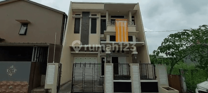 Rumah Baru Murah di Kota Bekasi Margahayu dekat Tol Timur Modern