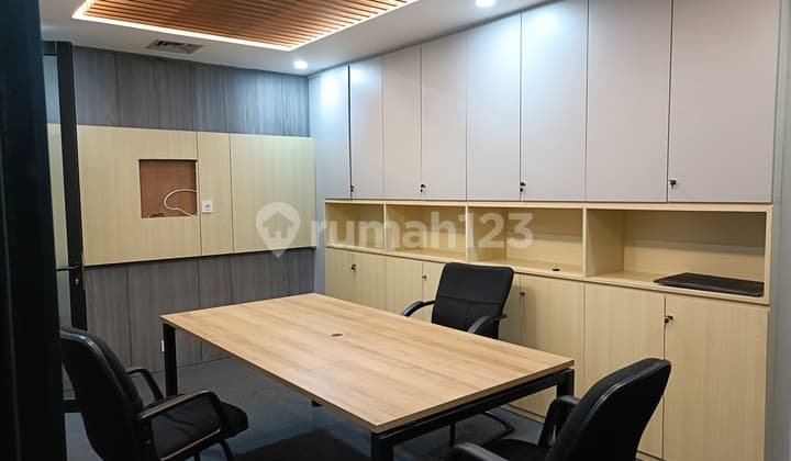 Semi Furnished Office Space in Front of LRT Station, 3 Rooms Available. No Fee.