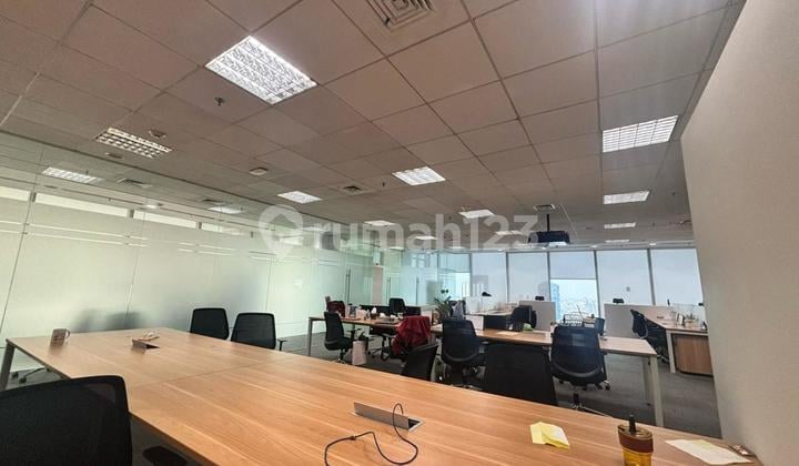 Ruang Kantor Unfurnished, Bebas Gage, Dilalui Lrt, Transjak