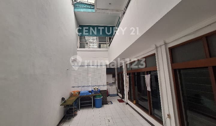 Ruang Usaha Ruko Mainroad Jl.raya Lembang Bandung