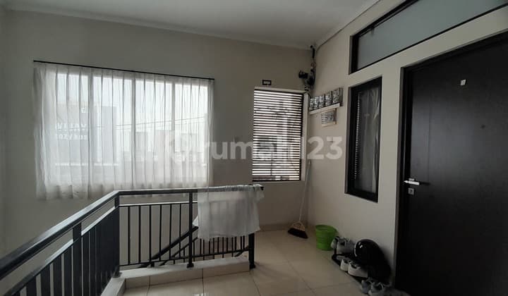 4 Unit Rukos Columbus Residence Galuh Mas Karawang Masih Aktif Beroperasi