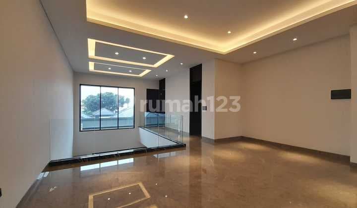 Jual Rumah Mewah Lux New Baru Di Setra Duta Siap Huni
