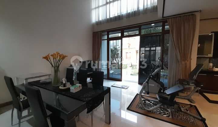 4-Story Town House in Setra Duta Lavida Ready to Occupy