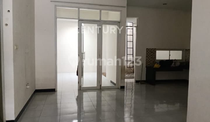 Rumah Nyaman Asri Bagus Dekat Sekolah Taman Kopo Indah