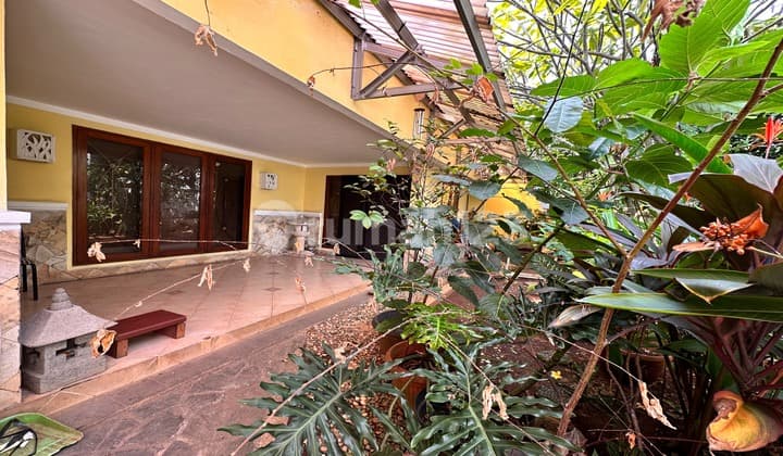 Jual Rumah Hitung Tanah 303 M2 Cempaka Putih Barat