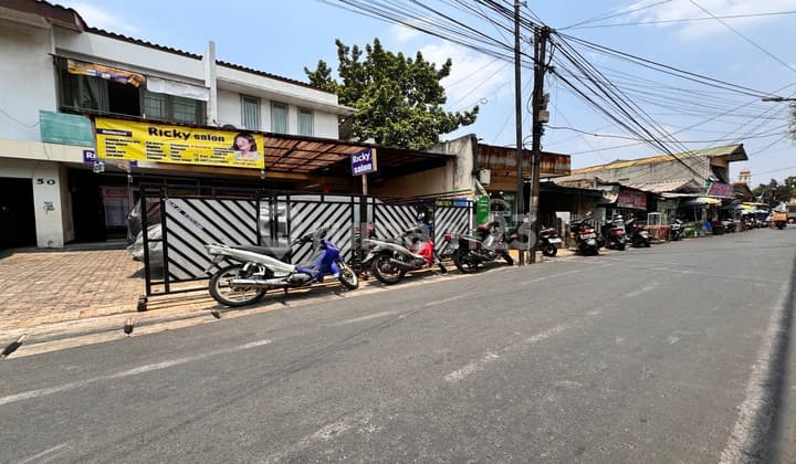 Multifunctional Commercial House in a Strategic Location, Gandaria, South Jakarta