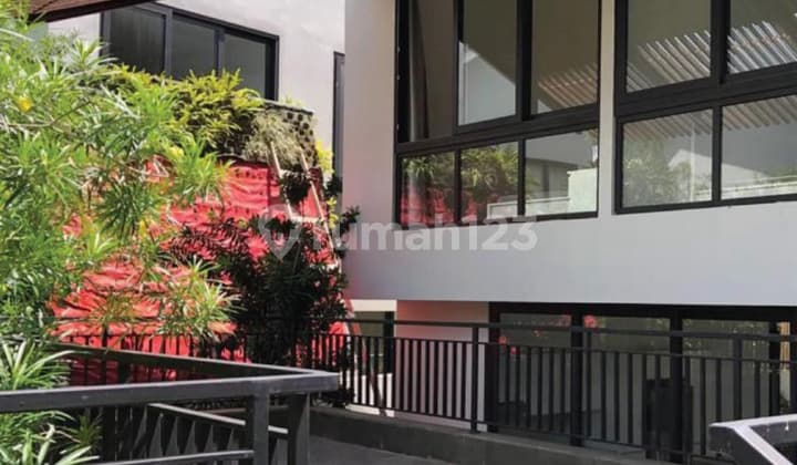 Termurah! Townhouse Private Kemang 760m2 With Pool