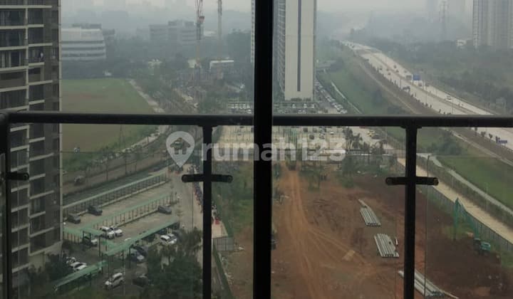 Apt 3BR Mewah Lokasi Strategis di SkyHouse BSD