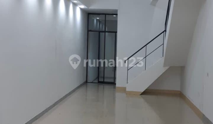 Ruko 2 Lantai Strategis Siap Pakai Di Danau Sunter