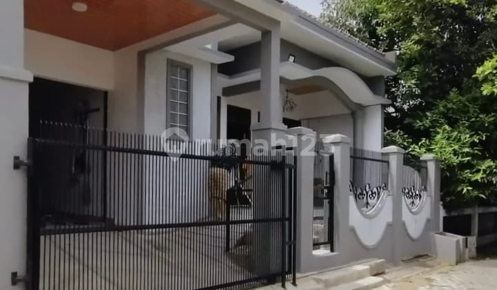 Jual Rumah Baru 10X14,3M2 Kompleks di Karang Tengah, Tangerang