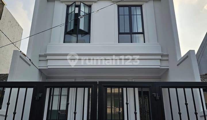 Jual Rumah Baru Modern 6X17m2 di Janur Kuning