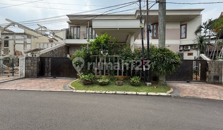 Quick Sale Luxury House 634m2 + Swimming Pool In Pondok Indah