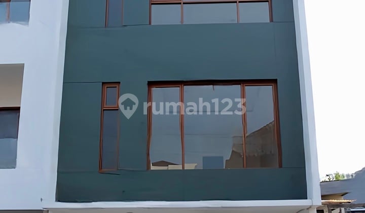 Dijual Rumah Siap Huni Di Kelapa Cengkir Timur 6x18m2