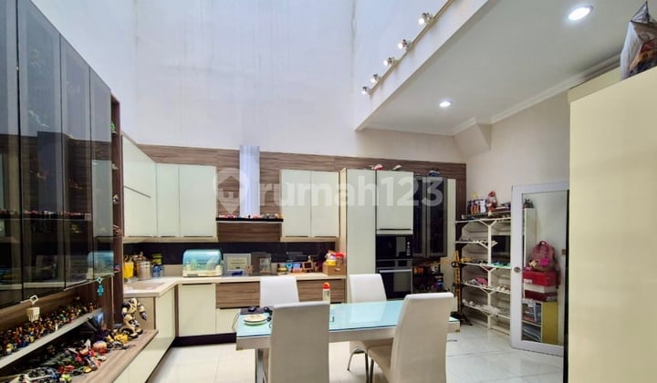 For Sale: 8x17m2 Renovated House in Grand Orchard