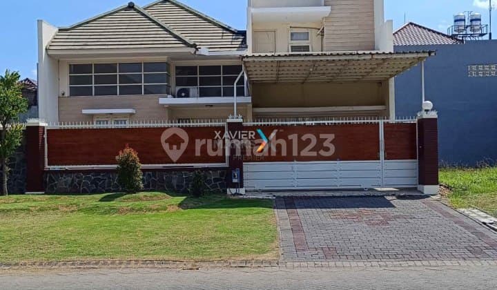 Rumah Modern Siap Huni di Araya Bagian Depan, Blimbing Malang