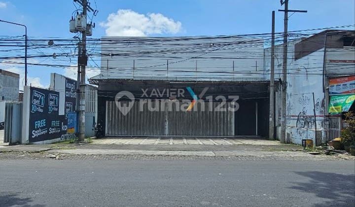 Rumah Usaha, Gudang, Rumah di Nol Jalan Raya La. Sucipto, Blimbing, Malang Kota